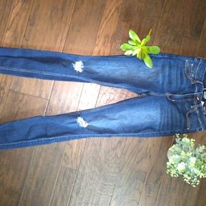 Hollister Size 1 Distressed Ripped Jeans